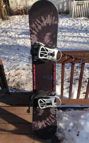 Nitro Snowboard With Union White Flite Pro Bindings 154