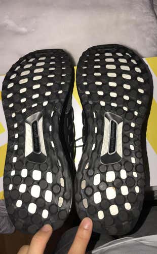 Black Unisex 9.0 (Women's 10) Adidas Shoes