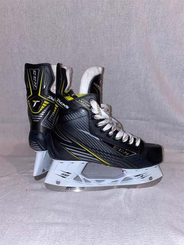 Senior CCM Tacks vector D&R (Regular) Pro Stock Size 8.5 Hockey Skates