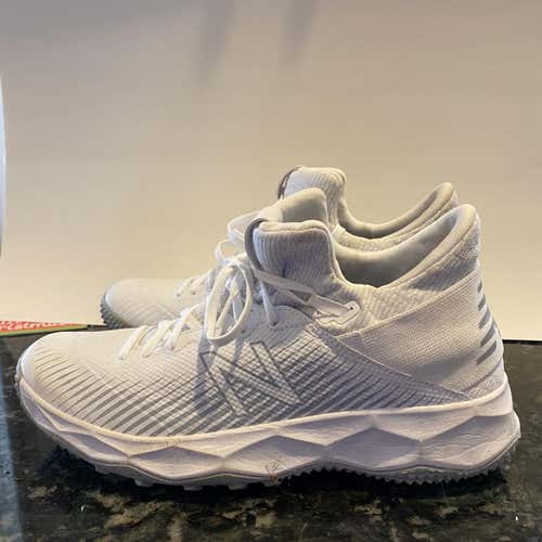 USED NB FREEZE TURF SHOES