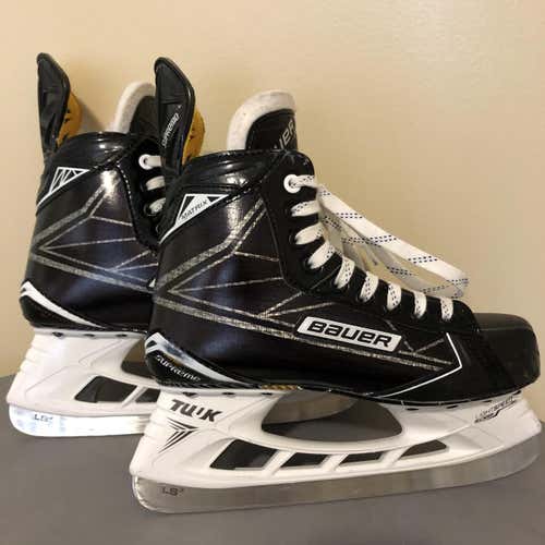 Senior Supreme matrix Hockey Skates D&R (Regular) Size 7