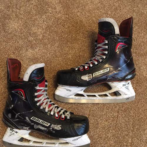 Senior Bauer Hockey Skates D&R (Regular) Pro Stock Size 9
