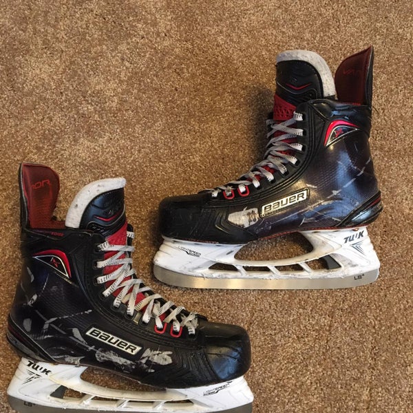 Senior Bauer Hockey Skates D&R (Regular) Pro Stock Size 9