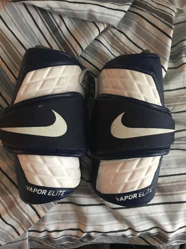 Large Nike Vapor Elite Arm Pads