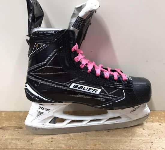Junior Supreme 1S Hockey Skates EE (Extra Wide)  Size 5