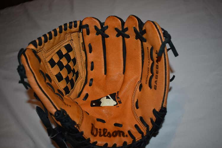 Wilson A350 Leather Baseball Glove (AO350 TMLB11), Brown, 11 Inch