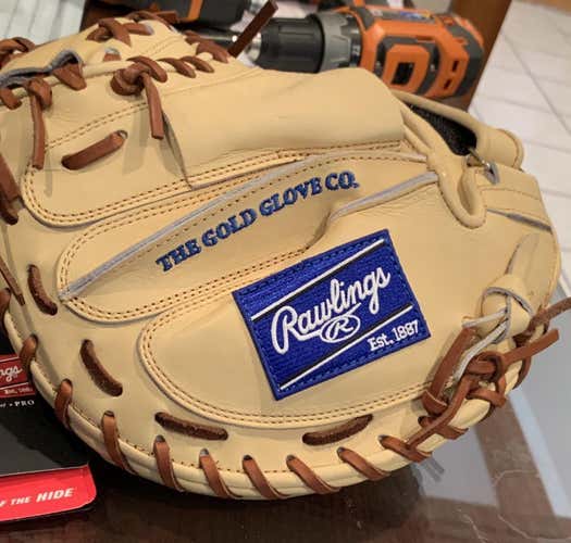 Brand New Rawlings Heart of the Hide Catcher Baseball Glove 32.5"