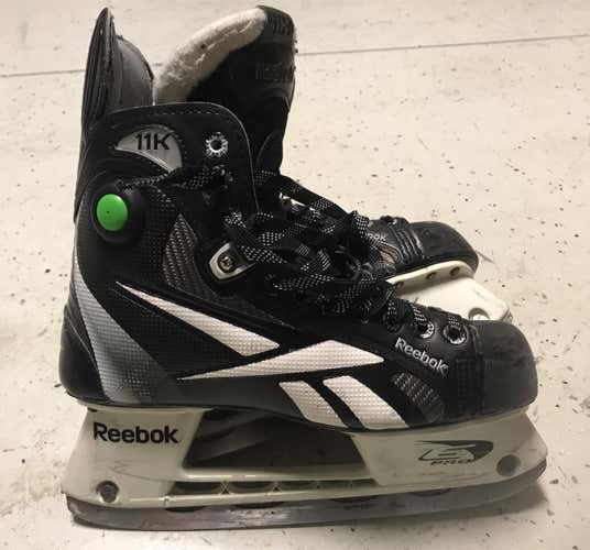 Senior Reebok 11k D&R (Regular) Size 6.5 Hockey Skates