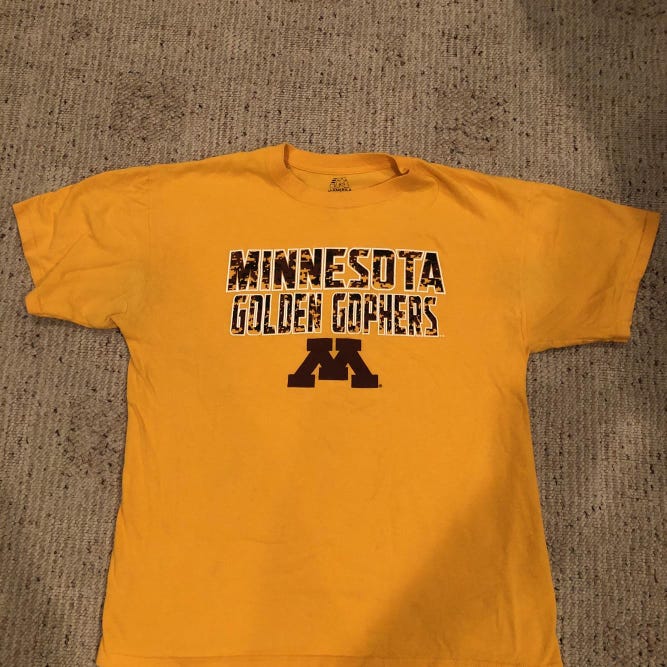University Of Minnesota Golden Gophers Shirt Adult L