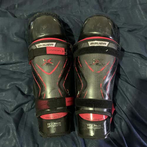 Senior Bauer Vapor 1X Lite  Shin Pads