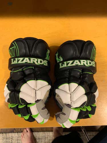 Used New York Lizards MacDaddy 4's