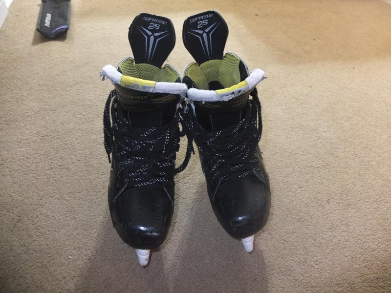 Bauer Supreme 2S Size 9 Senior Hockey Skates - 2 Sets of Extra Blades