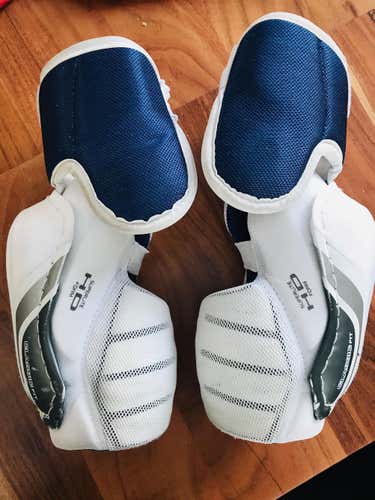 Senior Medium Bauer Nexus 8000 Elbow Pads