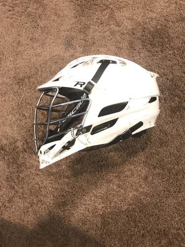 White Adult Cascade R Helmet