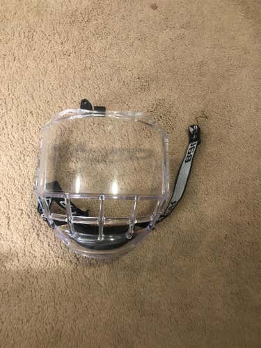 Senior  Bauer Concept 3 Full Shield Shield