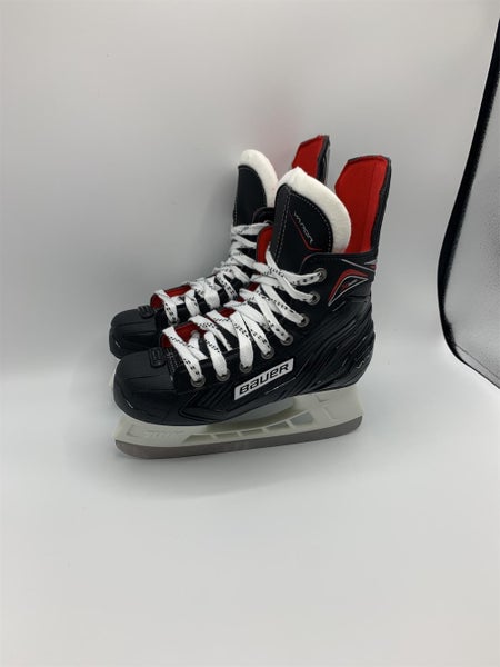 Bauer Vapor X300 ‘17 Skates Size 2.0 R - New in Box