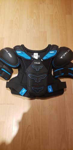 New Senior Large True XC9 Shoulder Pads