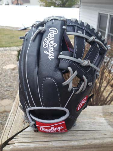 New Manny Machado Rawlings Infield Model