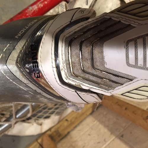 Junior Bauer Supreme One.9 D&R (Regular) Size 9.5 Hockey Skates white