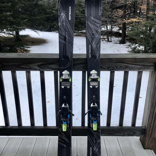 146 cm K2 Unisex Powder Skis with Bindings (102mm underfoot)