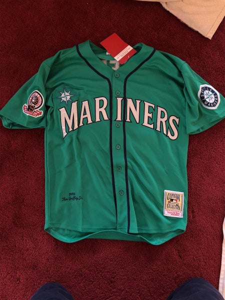 Men's Medium Mitchell & Ness Jersey