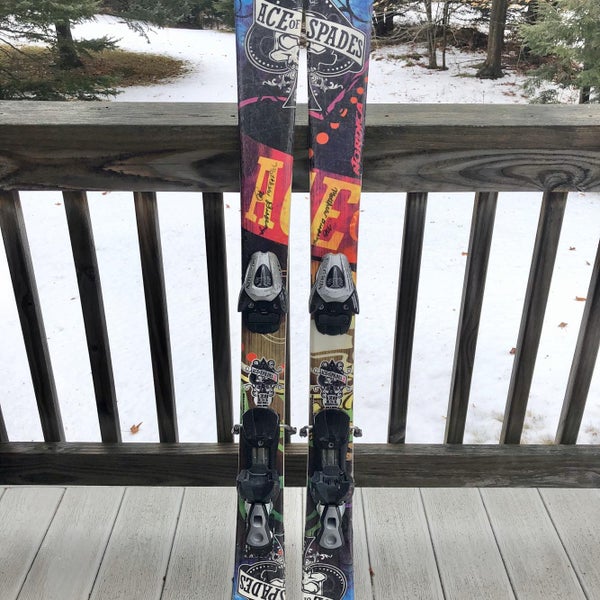 128cm Ace of Spades Junior Park Skis with Bindings