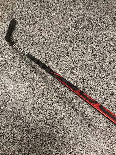 Senior Bauer Vapor FlyLite RH Hockey Stick