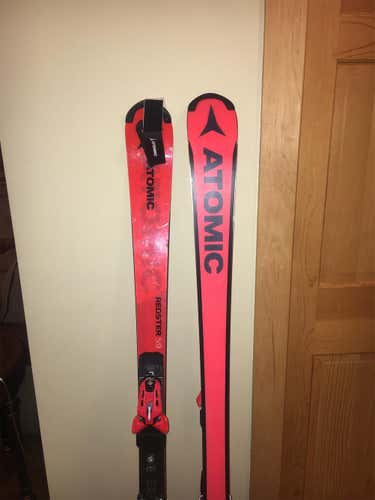 157 Atomic SL Skis