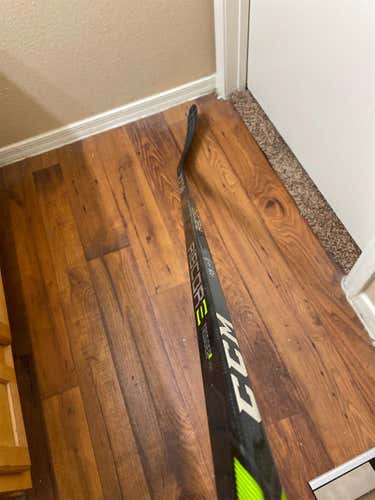 Senior Right Handed RibCor Trigger2 PMT Mid Pro Stock Hockey Stick (Used Once)