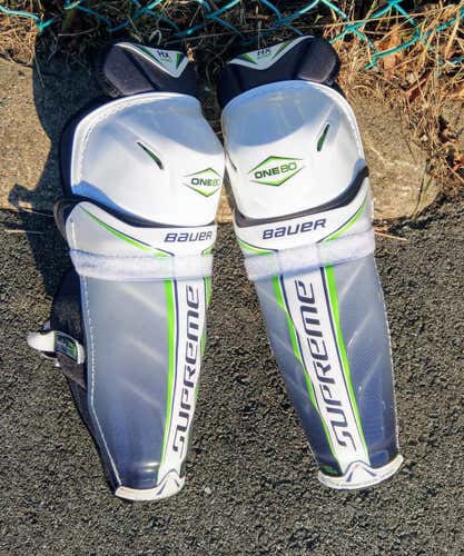 Senior Bauer Supreme One80 Shin Pads