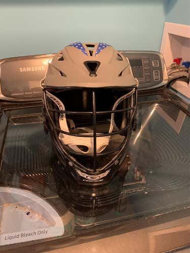 Gray Adult Player Cascade R Helmet
