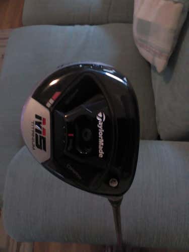 Men's TaylorMade Right Handed M 5 titanium Fairway Wood Regular Flex 3 Wood