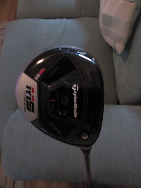 Men's TaylorMade Right Handed M 5 titanium Fairway Wood Regular Flex 3 Wood