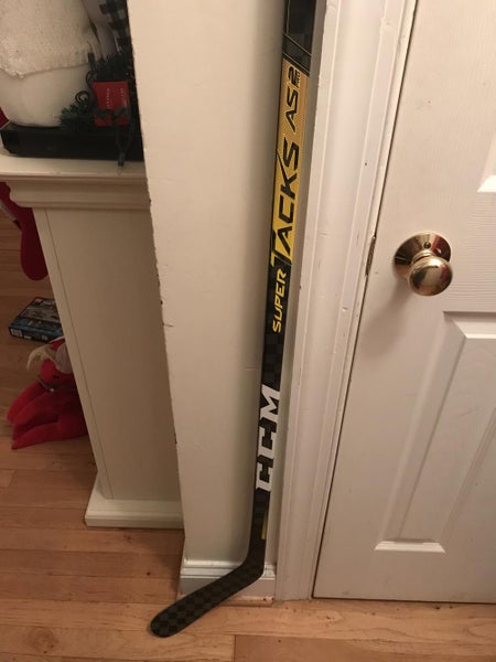 New Senior CCM RHSuper Tacks AS2 Pro Hockey Stick Mid for sale or trade