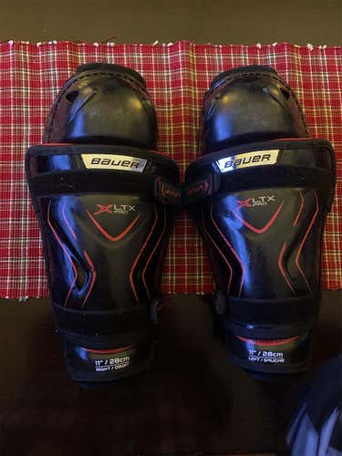 Youth Bauer Vapor Shin Pads