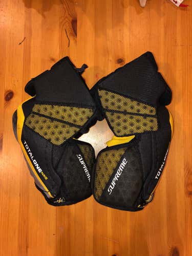 Senior Medium Bauer TotalOne NXG Elbow Pads
