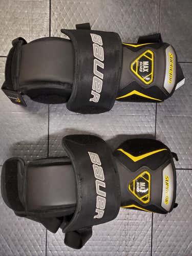Bauer Supreme Knee Pads