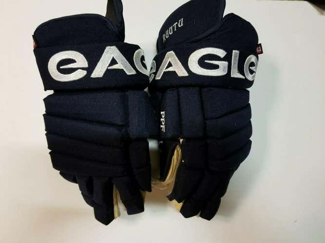 JARKKO RUUTU 07'08 Winter Classic Pittsburgh Penguins Game Used Worn Gloves COA