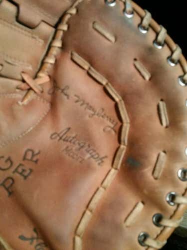 Orange Used Right Handed First Base Big Dipper Autographed Series Softball Glove 11.5"