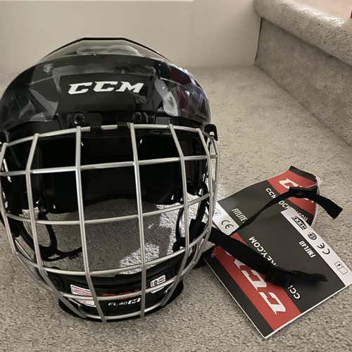 Black New Medium CCM FL40 Helmet
