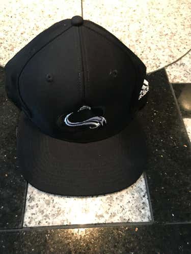 New Adidas  Colorado Avalanche Hat adjustable strap
