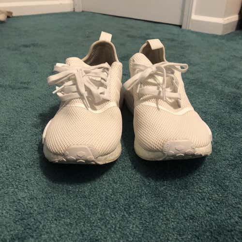 White Unisex Men's 10.5 (W 11.5) Adidas Shoes