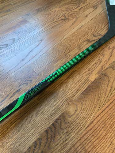 Senior Left Handed Supreme ADV P88 Hockey Stick - New