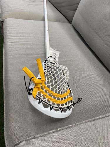 New White Epoch Dragonfly Nine and Strung White STX X10 Head