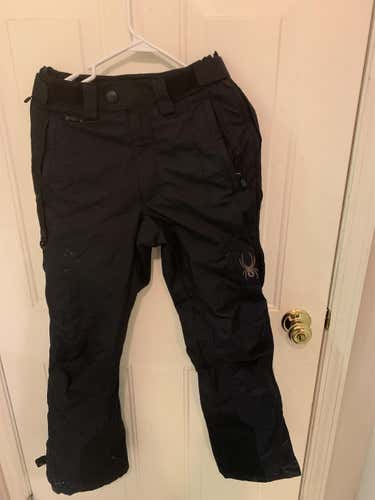 Kid's Extra Small Spyder Zip Off Ski Pants.  Some Cuts And Bruises From training.  No suspenders.