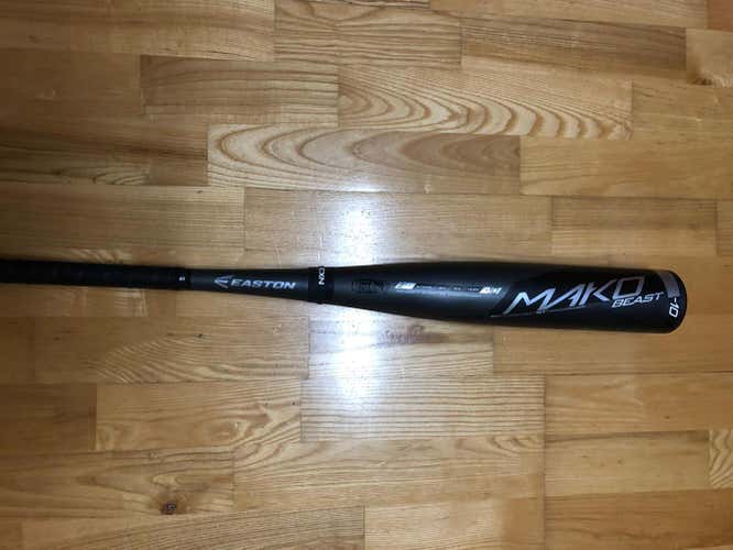 USSSA Certified 2017 Easton Composite Mako Beast Bat (-10) 18 oz 28"
