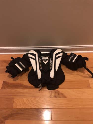 Intermediate Large Bauer One.9  Goalie Chest Protector