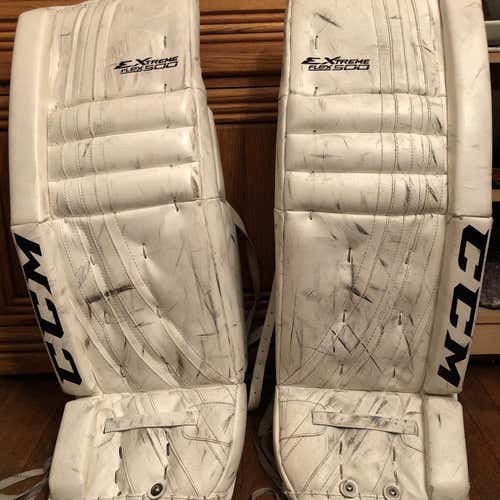 31" CCM Extreme Flex 500 Goalie Leg Pads