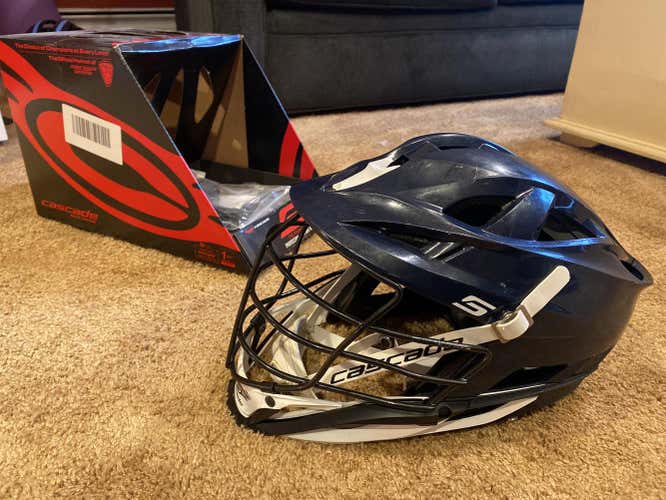 Blue Adult Player Cascade Helmet