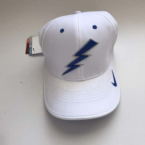 White New One Size Fits All Nike Hat